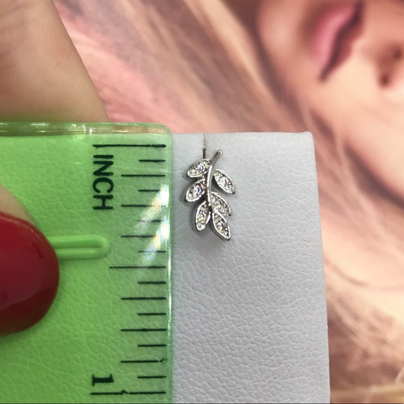 Sterling Silver 925 Stud Earrings - Picture 3 of 3